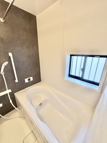 【仲介手数料無料／津島市】津島市唐臼町　ハートフルタウン　新築戸建　1号棟の浴室