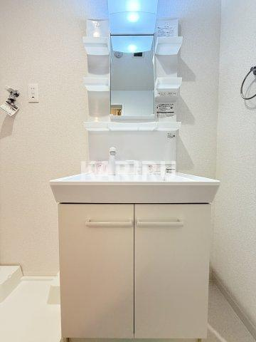 アルカンシェルコート緑橋の洗面所