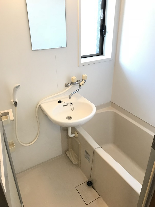 シャーンティ粟屋の浴室