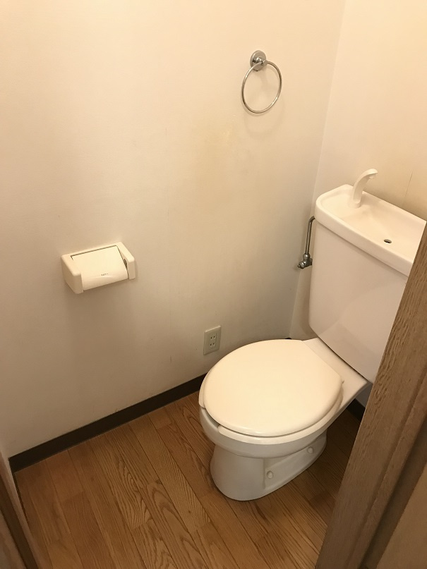 シャーンティ粟屋のトイレ