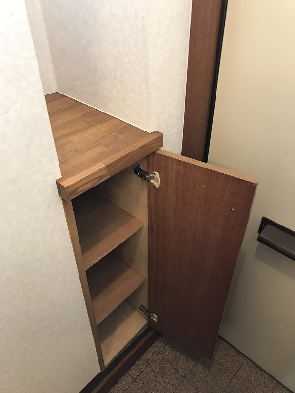 シャーンティ粟屋の玄関