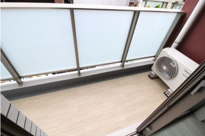 プレール・ドゥーク亀戸水神駅前のバルコニー