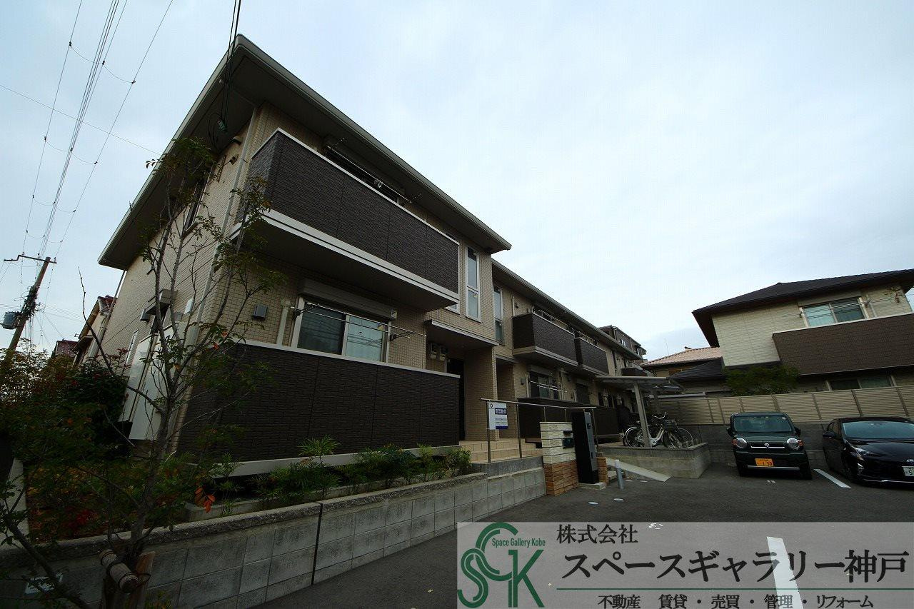 パークサイド歌敷山の外観