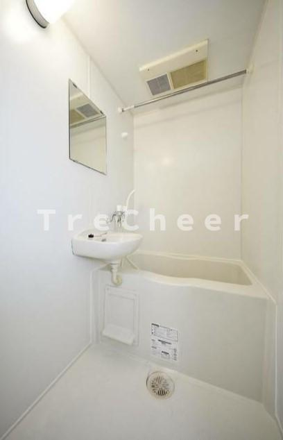 クラウンズコート羽沢の浴室