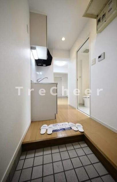 クラウンズコート羽沢の玄関