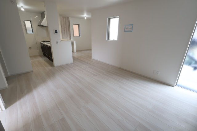 《仲介手数料無料》朝霞市溝沼４丁目4-2新築一戸建てフィット