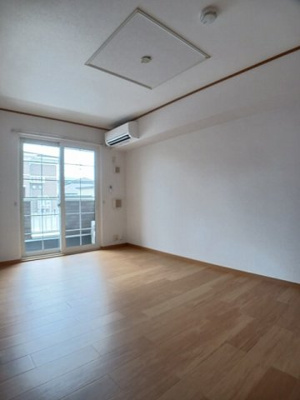 【内装】 | ピアチェーレⅡ | 内装は落ち着いています