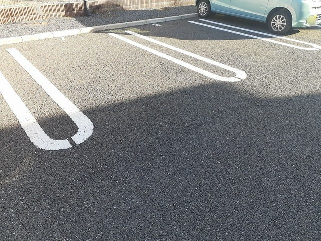 ＨＪ　レジデンスⅡの駐車場|駐車場