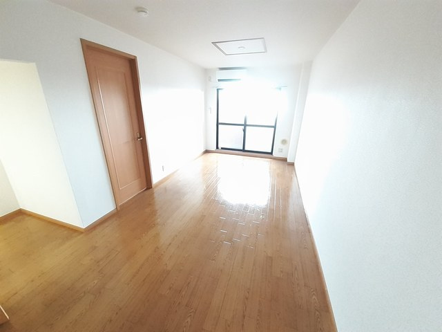 サンライズヴィラひたち野Ｂの居間・リビング|居室・リビング