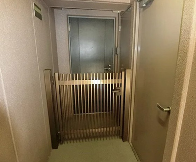 【エントランス】 | プレール新宿余丁町