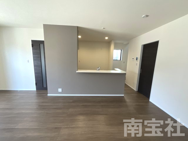 【居間・リビング】