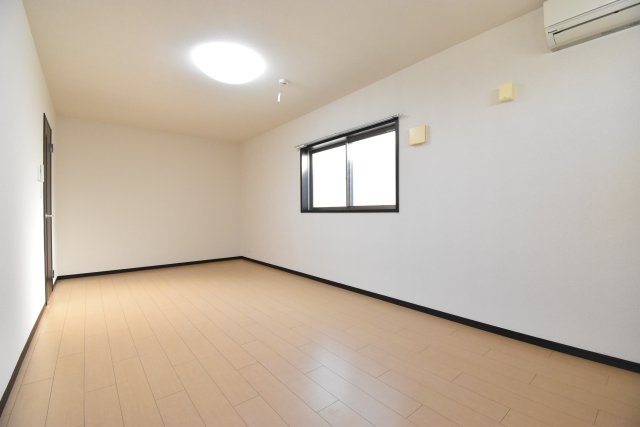 フジパレス山之内の寝室