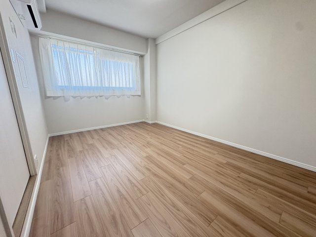 プリオーレ美山台１番館の洋室