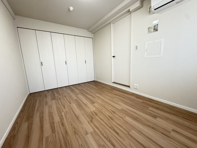 プリオーレ美山台１番館の洋室