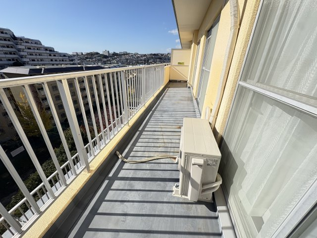 プリオーレ美山台１番館のバルコニー