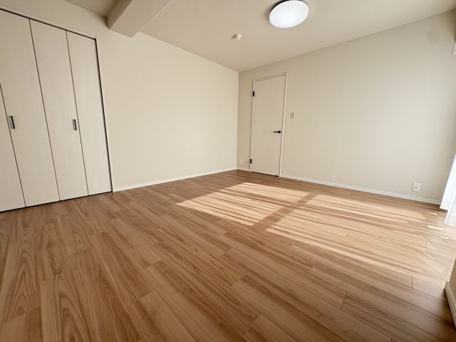 プリオーレ美山台１番館の洋室