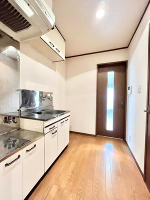 【キッチン】 | スタジオーネ弐番館 | 参考写真（同物件別部屋）