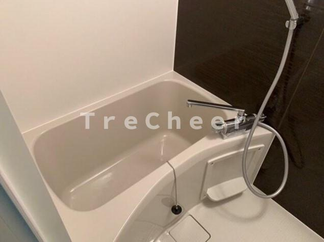 メゾンハイウェイ春日町の浴室