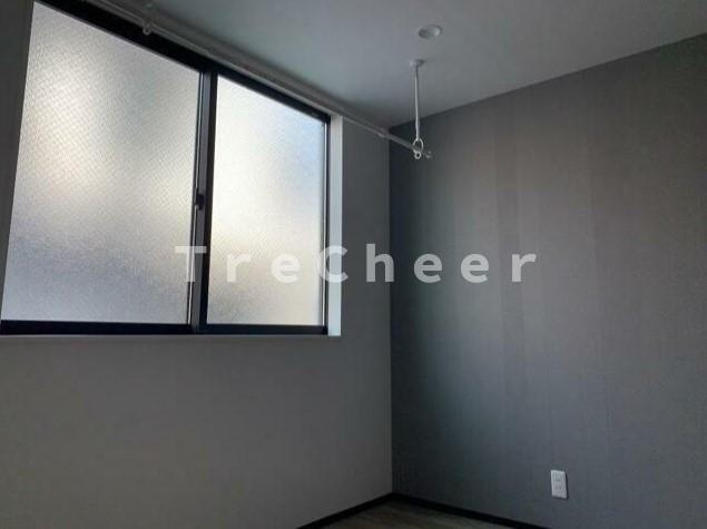 メゾンハイウェイ春日町の寝室