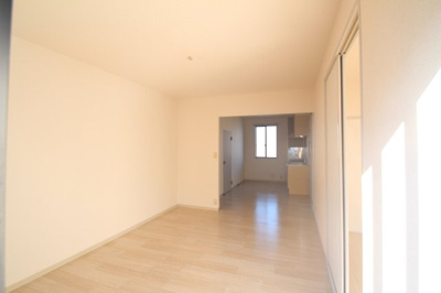 【居間・リビング】 | ラフォーレ・あずま