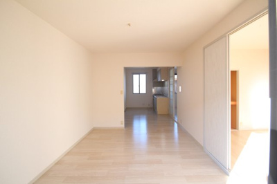 【居間・リビング】 | ラフォーレ・あずま