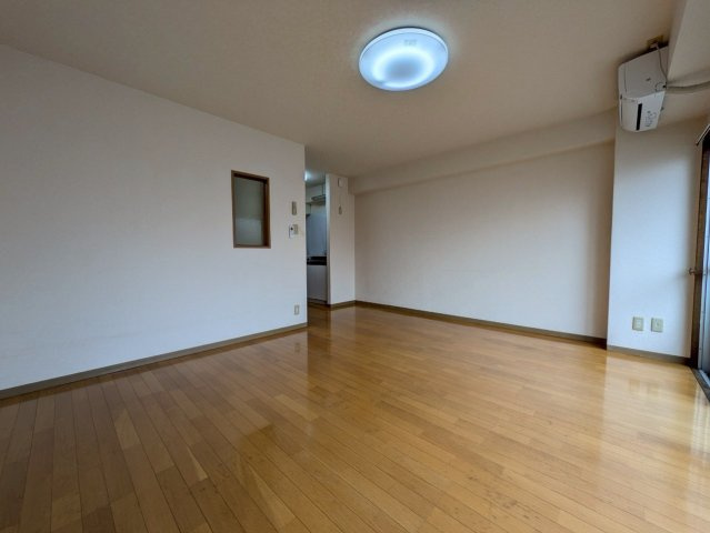 加来ビルの内装