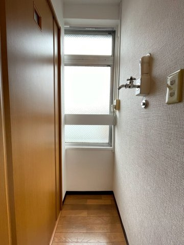 吉田マンションの居間・リビング