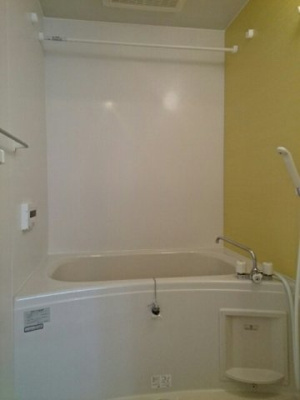 【浴室】 | エレガント・サニーヒル | 落ち着いた空間のお風呂です