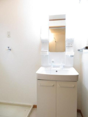 【洗面所】 | エクセル南江戸 | 明るい洗面所です