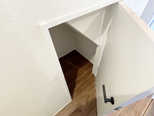 【収納】 | RMF_アールエムエフ | 1階階段下収納