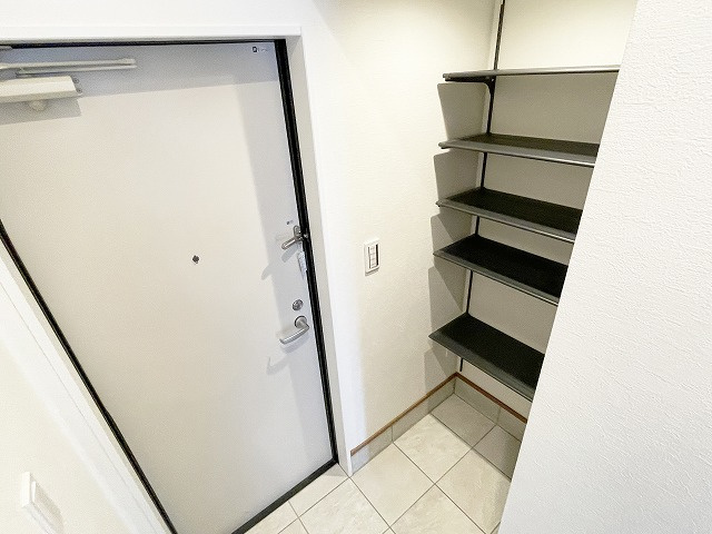 【玄関】 | RMF_アールエムエフ | ゆったりとした玄関です