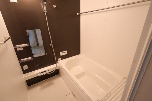《仲介手数料無料》朝霞市根岸台２丁目6-8新築一戸建てKEIAI GRACEの浴室