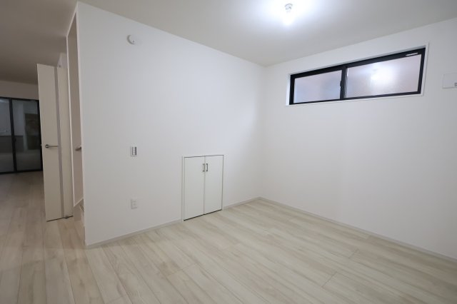 《仲介手数料無料》朝霞市根岸台２丁目6-8新築一戸建てKEIAI GRACEの居間・リビング