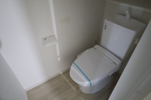 《仲介手数料無料》朝霞市根岸台２丁目6-8新築一戸建てKEIAI GRACEのトイレ