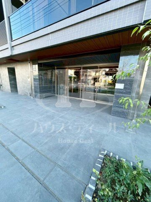 【エントランス】 | LIME RESIDENCE KAWAGHI EAST | 建物の内部です