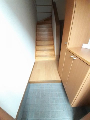 【玄関】 | サンモール・エル | 毎日通る玄関はこちらです