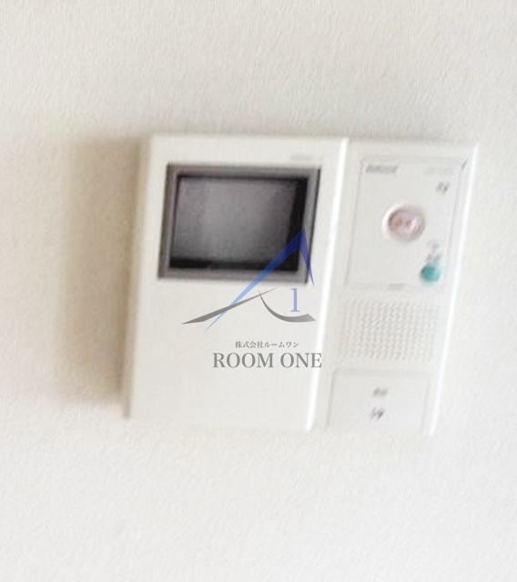 コンフォール深川のセキュリティ|モニター付きインターホンです。