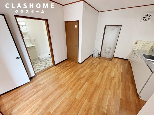 レークハヤⅡ　　刈谷市近郊の賃貸はクラスホーム刈谷店の居間・リビング|同物件の別部屋になります。