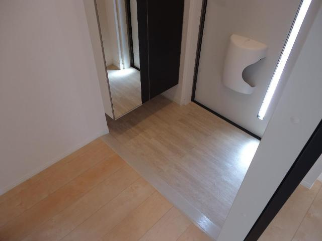 グランコートの玄関|廊下（イメージ）