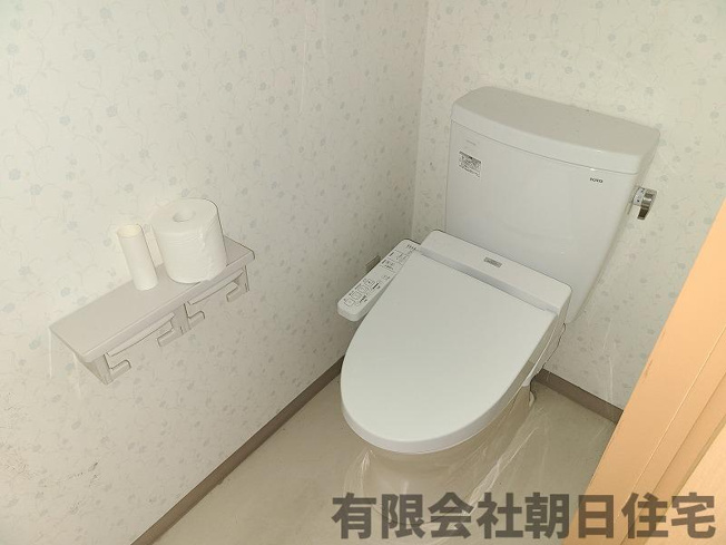 【トイレ】 | 松江内陸工業団地内 倉庫・事務所  | 清潔感のあるトイレです