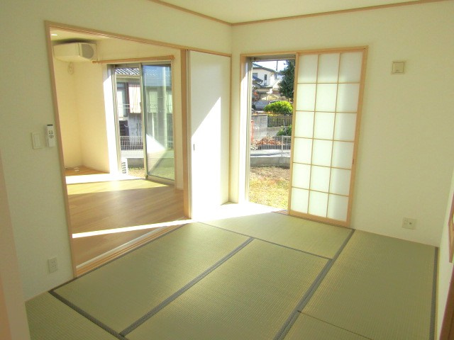 【和室】 | 中古戸建　甲斐市篠原 | い草の香りが落ち着く素敵な和室です