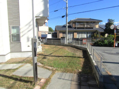 【庭】 | 中古戸建　甲斐市篠原 | お庭で自由な時間を過ごせます