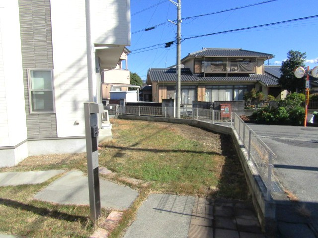【庭】 | 中古戸建　甲斐市篠原 | お庭で自由な時間を過ごせます
