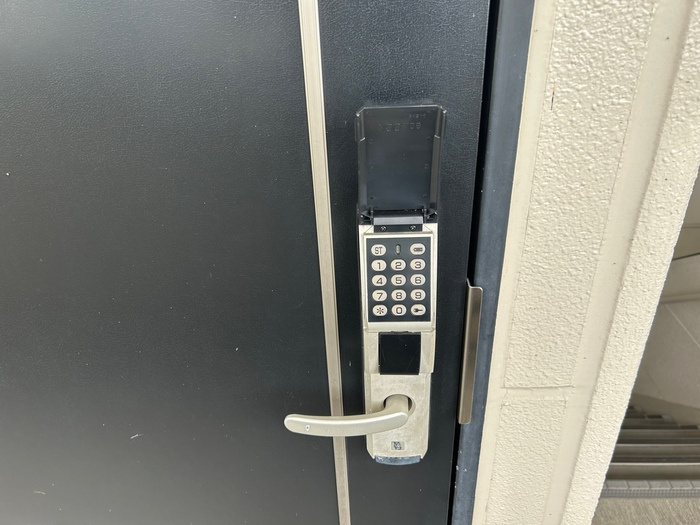 メゾン２８６の玄関|玄関デジタルキー