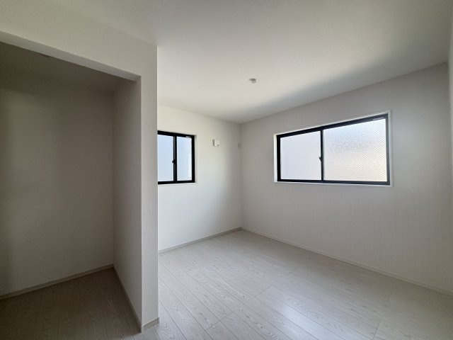 天白区一本松1期｜名古屋市の戸建ならホームアップの洋室|全室収納付き