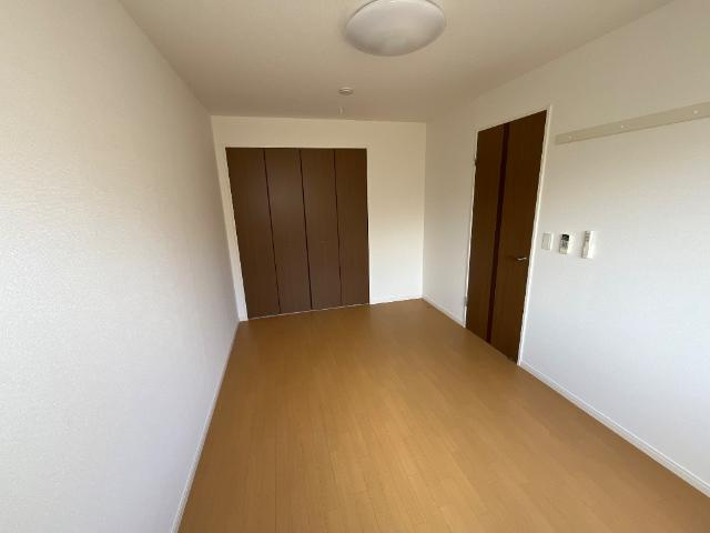 ツリー　フィールドの内装|洋室