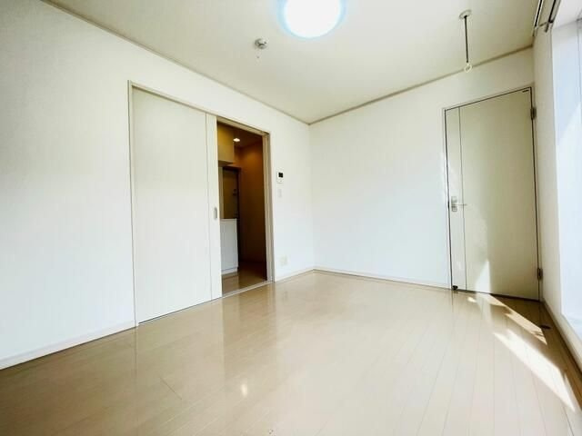 メゾンブランの居間・リビング