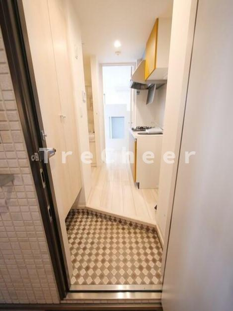 ピュール池袋の玄関