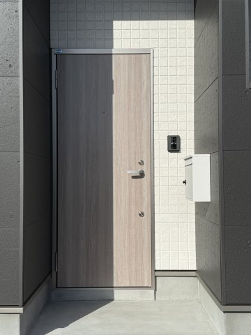 メゾングレイス上津の玄関|メゾングレイス上津101号の玄関