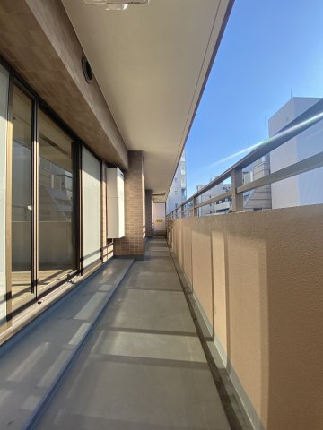 【バルコニー】 | クリオ横浜西口弐番館